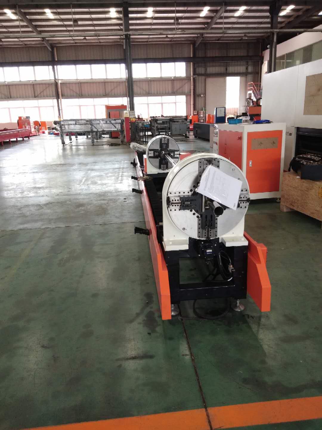 激光切管卡盤應用現場